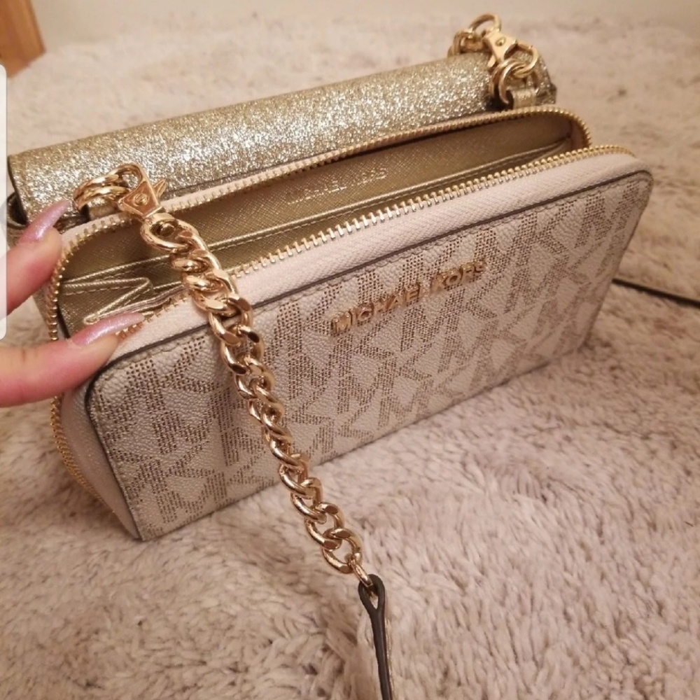 Michael kors crossbody purse
